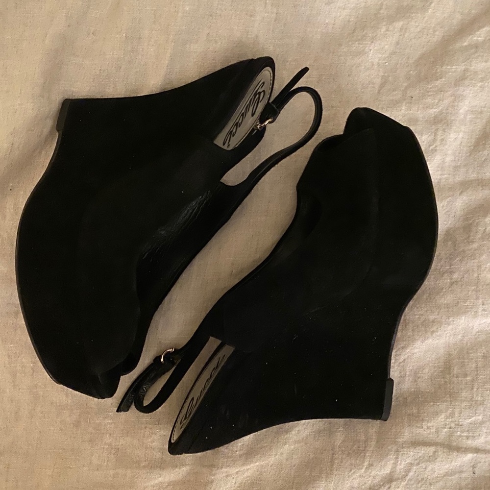 Gucci Wedge Sandals - Picture 2 of 5